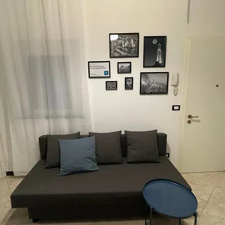 Apartment Blue Sea Apartment, Piazza Lavagna Genua