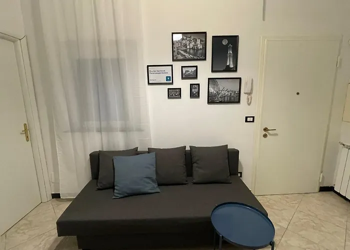 Apartment Blue Sea Apartment, Piazza Lavagna Genua